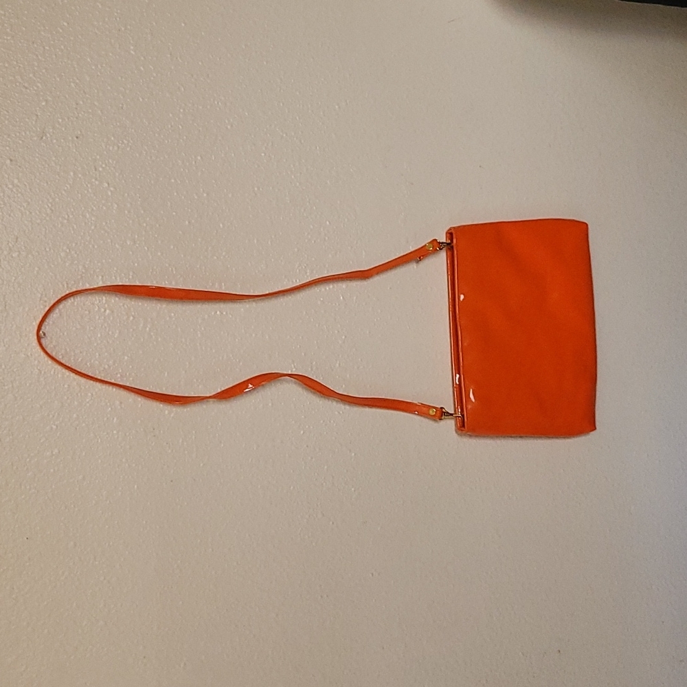 Purse - Picture 2 of 3